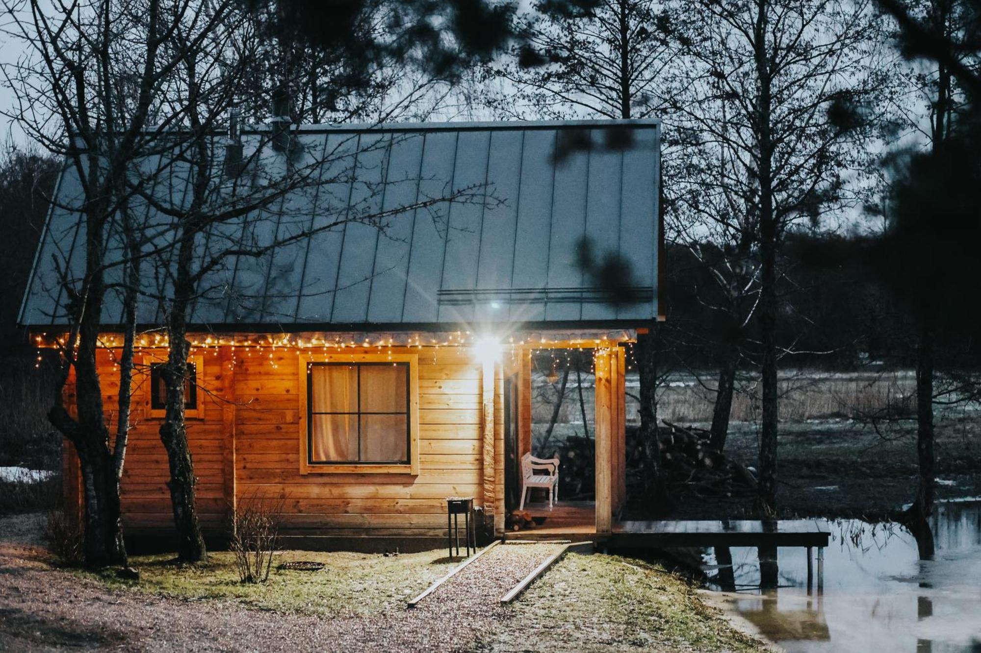 Ferienwohnung Labiesi Jūrkalne Exterior foto