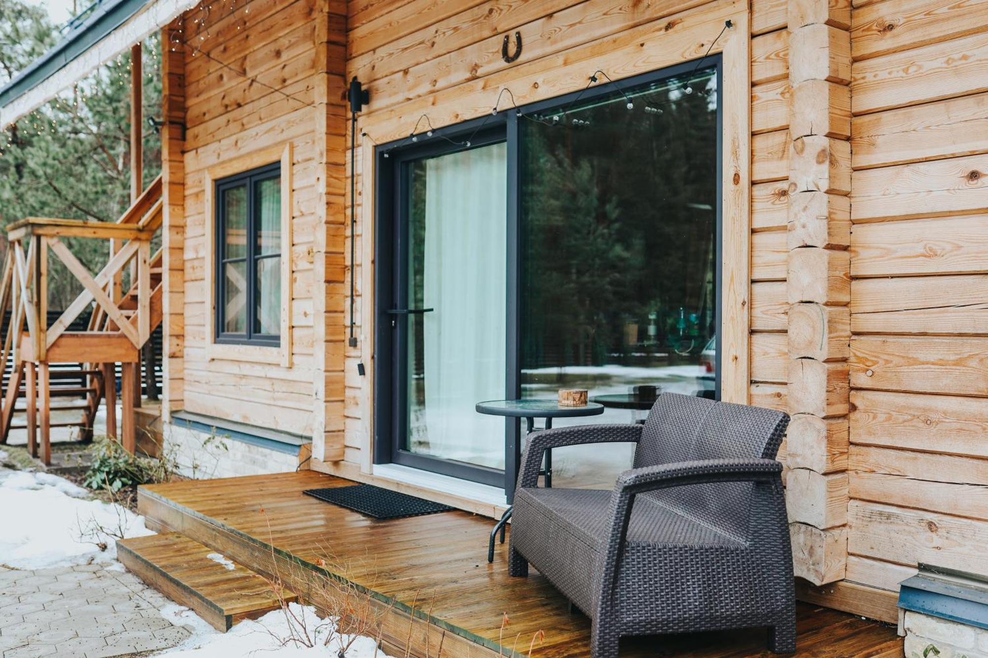 Ferienwohnung Labiesi Jūrkalne Exterior foto