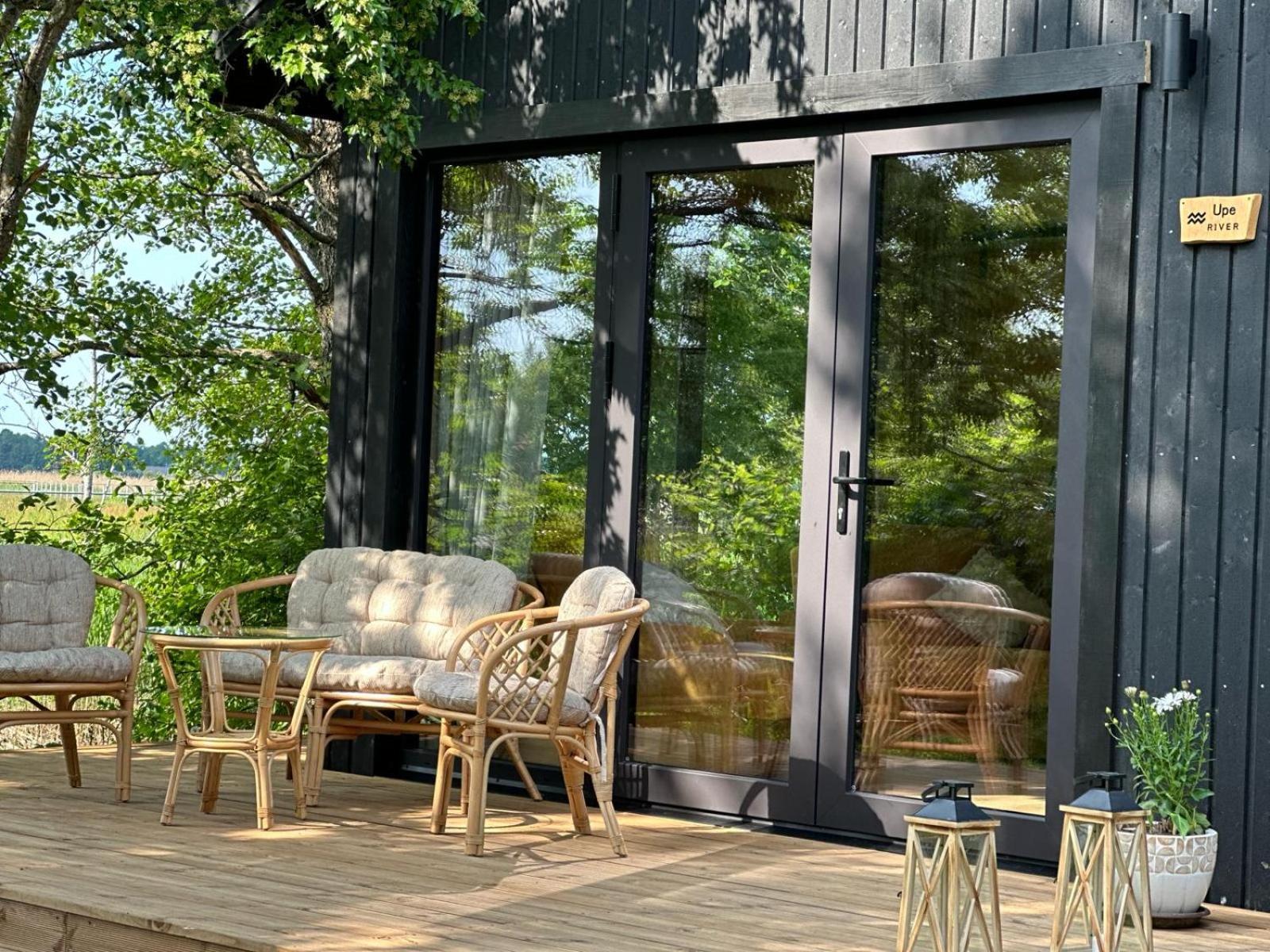 Ferienwohnung Labiesi Jūrkalne Exterior foto
