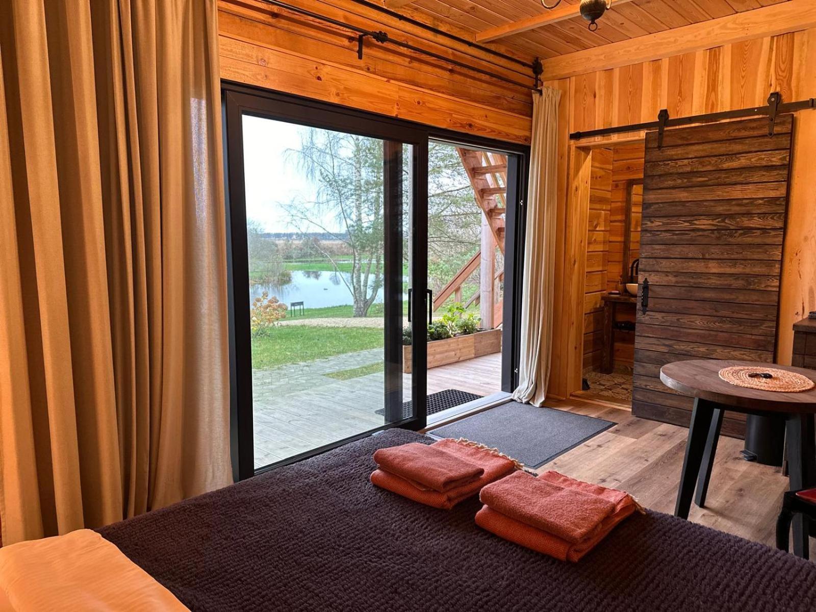Ferienwohnung Labiesi Jūrkalne Exterior foto